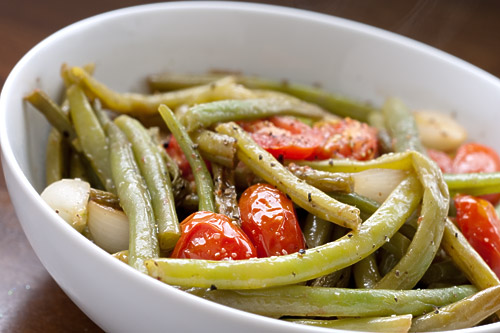 Green Beans with Tomatoes and Onions