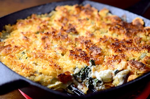 Hot Kale and Artichoke Dip
