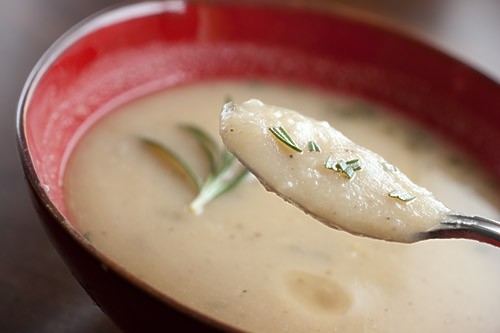 Roasted Garlic Soup